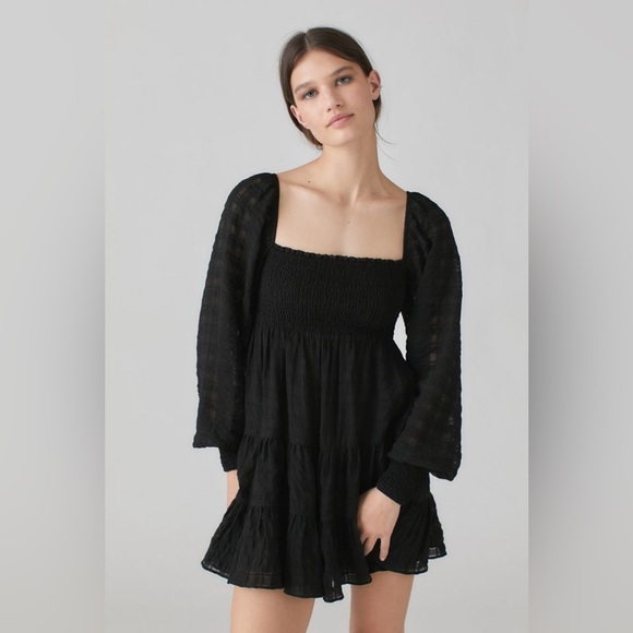 Urban Outfitters Dresses & Skirts - Urban Outfitters River Smocked Long Sleeve Mini Dress Small Babydoll Tiered Boho